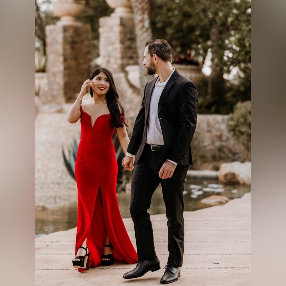 Wedding/Event Maxi Dress ♥️